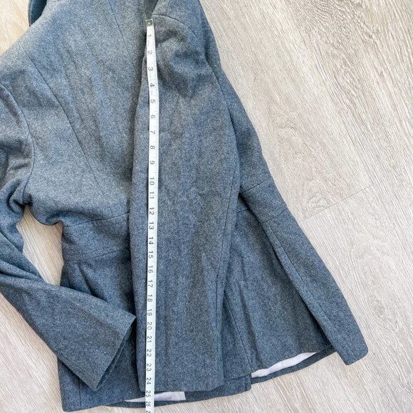 Kenneth Cole Gray Wool Blend Pea Coat, Size 14, Fully Lined - Picture 9 of 11